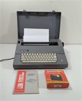 Smith Corona Electric Typewriter with Correctable