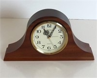 Seiko Quartz Small Mantle Clock