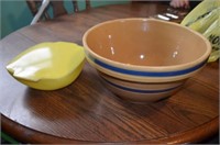 Yellow Pyrex Dish & Pottery Bowl