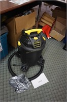 Stanley Wet/Dry vacuum 6.0 gal, 4-HP