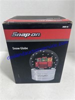 Snap-on Snow Globe (9x7x6.5 In Box)