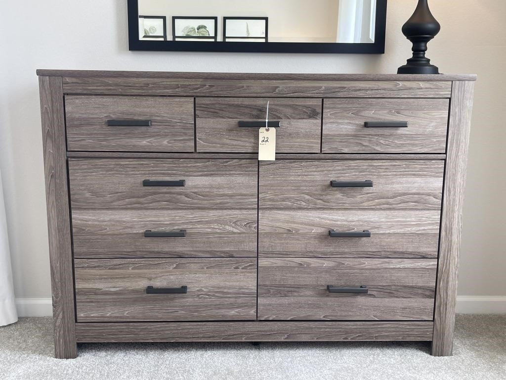 3PC DRESSER & NIGHTSTANDS