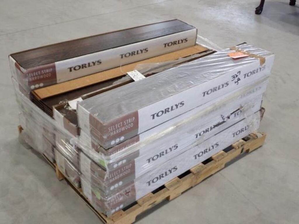 Qty Of Torlys Smart Oak Flooring