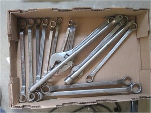 Set of Wrenches * Lrg. Crescent Wrenches
