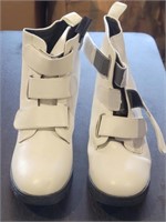 Mark & M - (Size 6.5) White Boots
