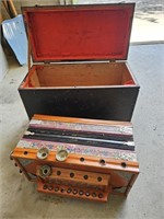 Squeeze Box w/ storage box.