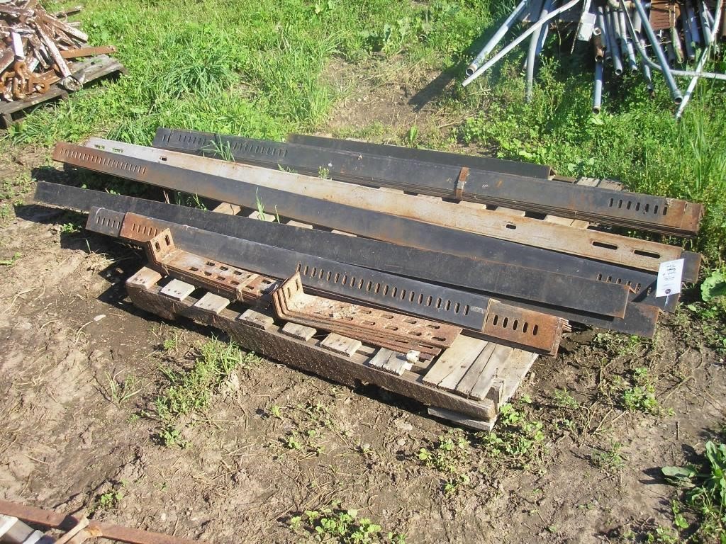 PALLET OF ANGLE IRON