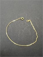 10k Gold 1mm Wide Herringbone Bracelet