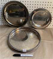 3 SERVING TRAYS