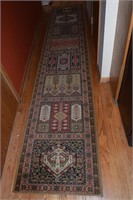 140" x 27" wool bird motif Oriental runner rug