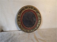 Small Oval Frame