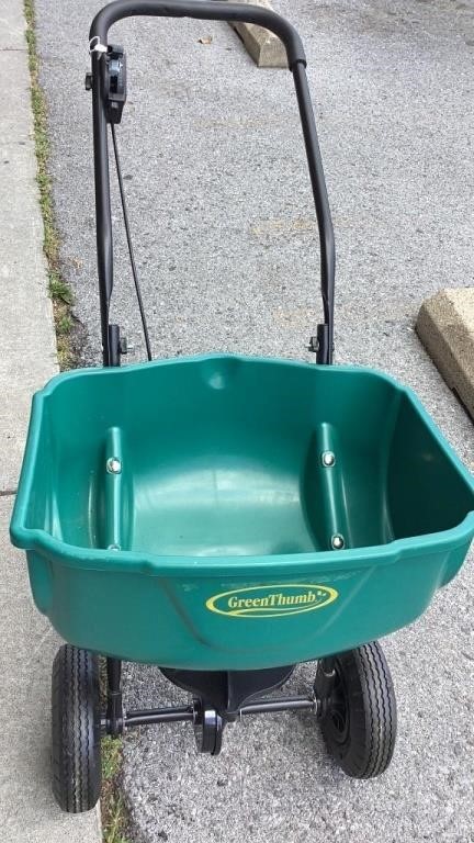 Green Thumb seeder with pneumatic tires