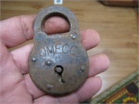 ANTIQUE OMECO IRON PADLOCK LOCK NO KEY