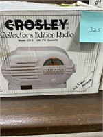 Crosley Collectors Edition CR-3 cassette Radio