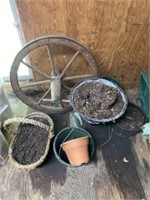 Spoke Wheel with Planters