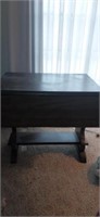 Leaf table with drawer 26x34x22