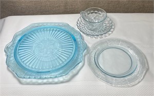 VINTAGE BLUE GLASS SERVING DISH