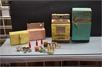 1960's Barbie Dream Kitchen Set w/ Accessories