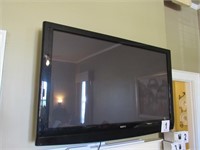 Sanyo 50" TV with Stand, Remote & Mount (R1)
