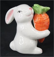Bunny w/Carrot Salt & Pepper Shakers