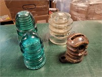 4 Old Insulators