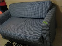 Very clean-sofa sleeper