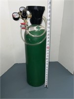 CO2 cylinder with Regulator