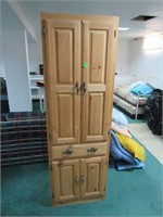 Free standing cabinet