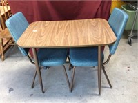 Wood Grain Top 1970s Table And Chair Set