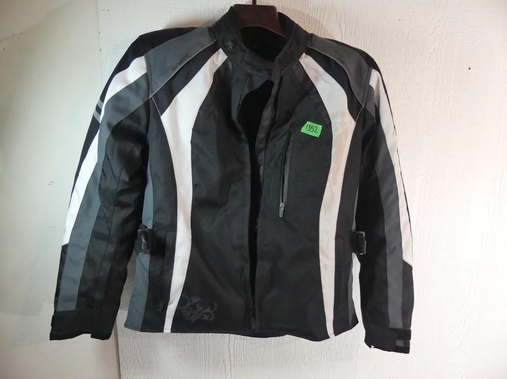 Ladies Motorcycle Jacket Size Xl