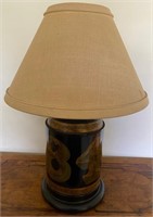 320 - VINTAGE TABLE LAMP