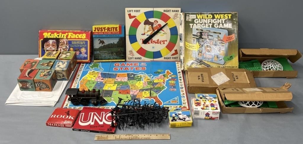 Toys & Games Lot Collection