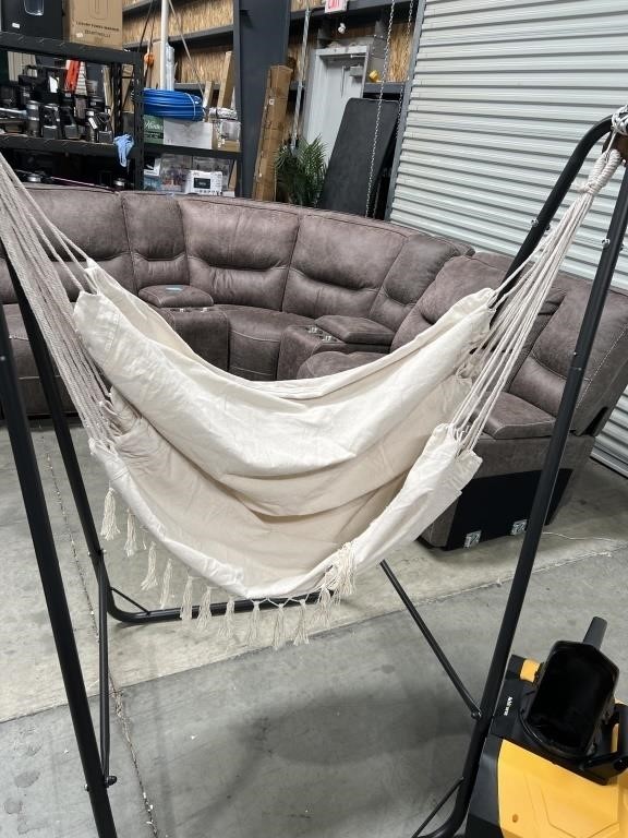HANGING CLOTH SEAT WITH STAND