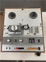 AKAI X-1800SD cross field recording system