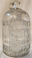 Winarick's Jeris Embossed Glass 1 Gallon Jug