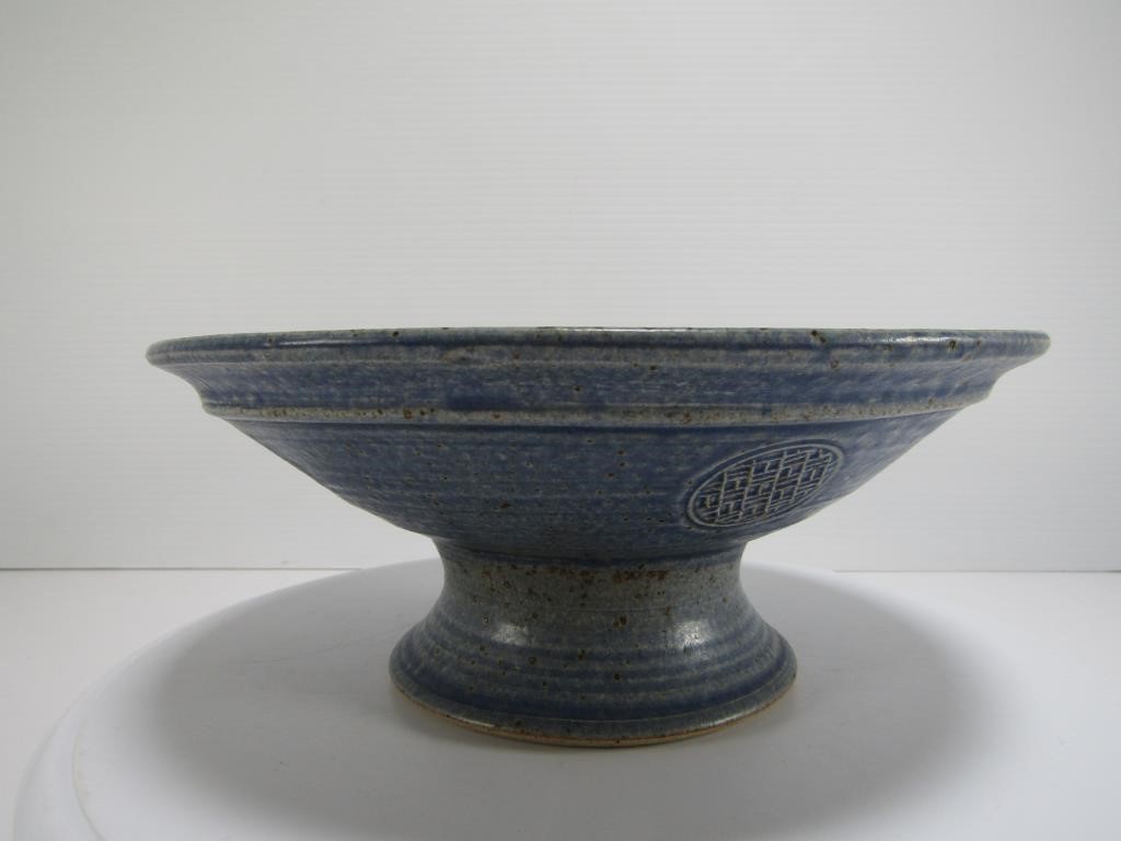 STEVE IRVINE BLUE PEDESTAL POTTERY BOWL