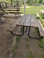 6ft Wooden Top / Metal Frame Picnic Table