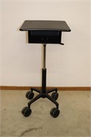 Adjustable height rolling table/ laptop stand