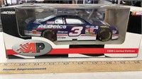 NASCAR 1999 LIMITED EDITION STOCK CAR 1/24 scale