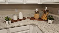 8PC KITCHEN ITEMS