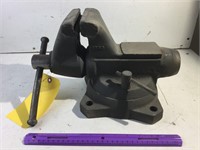 HD 5" bench vise