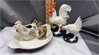 Vintage chickens- large rooster has broken toes