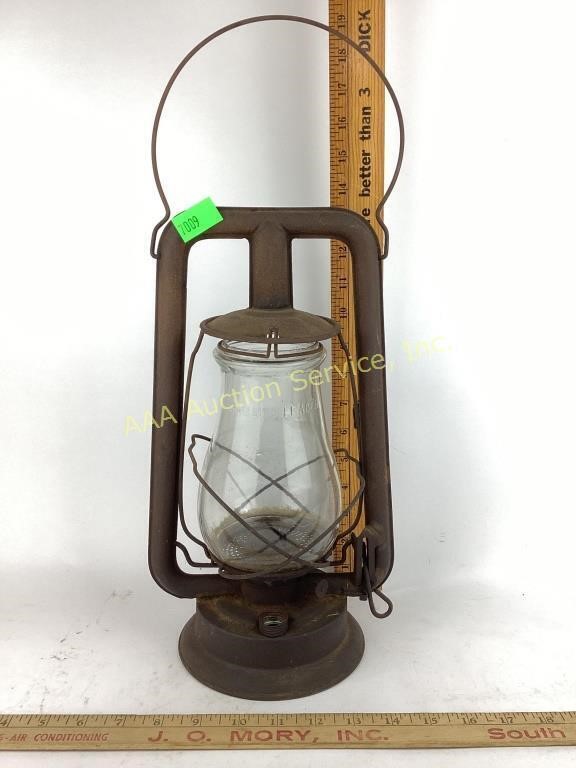 Paull S Leader lantern missing oil well cap