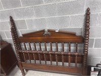 ANTIQUE FULL BED MATCHES BEDROOM SET