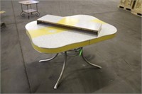 Vintage 1950's Formica Tea Pot Kitchen Table With