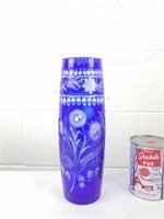 Vase antique en cristal bleu cobalt