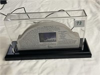 LIGHT UP IGLOO AT A GLANCE 1994 IN DISPLAY CASE