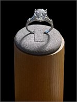 5.00ct Brilliant Round-Cut VSII Diamond Ring