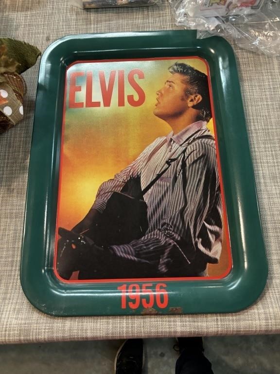 Elvis tray