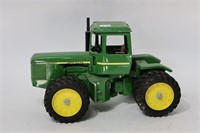 JOHN DEERE TRACTOR ERTL 1/16